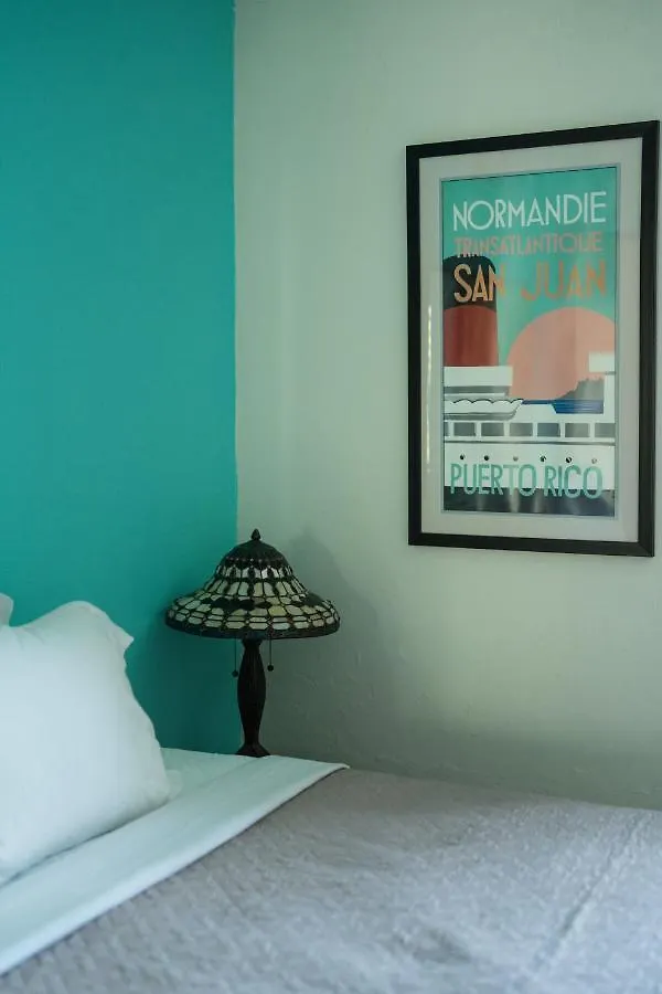 La Esmeralda Pr San Juan Guest house